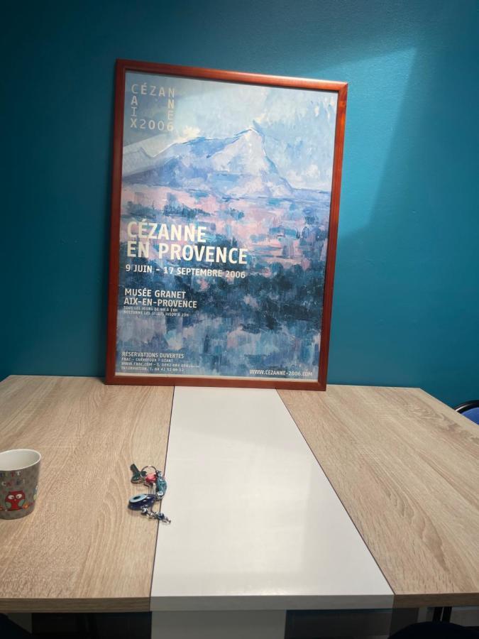 Appartement climatisé centre-ville de narbonne dans comble 4 couchages Esterno foto