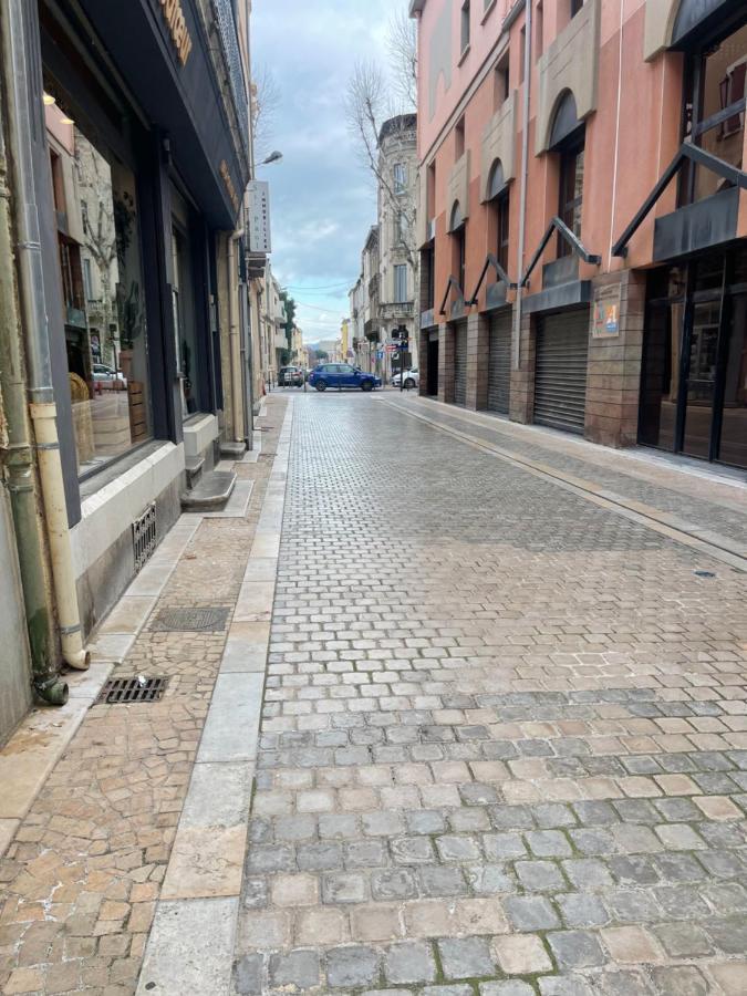 Appartement climatisé centre-ville de narbonne dans comble 4 couchages Esterno foto